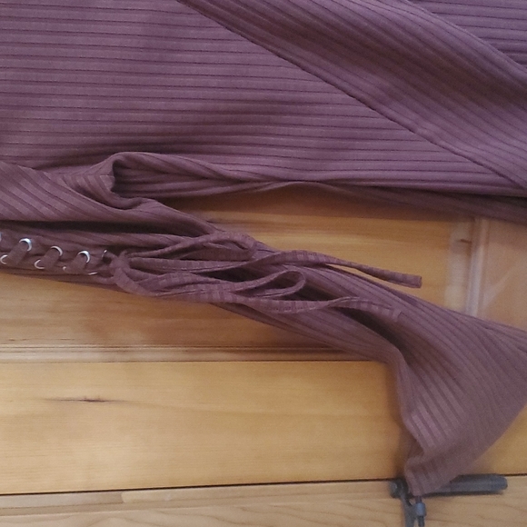 Brown Lace-Up Sleeve Top - Picture 5 of 10